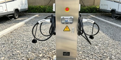 新能源充電 + 供水一體化，極亞智能水電樁成房車營(yíng)地升級(jí)新標(biāo)配
